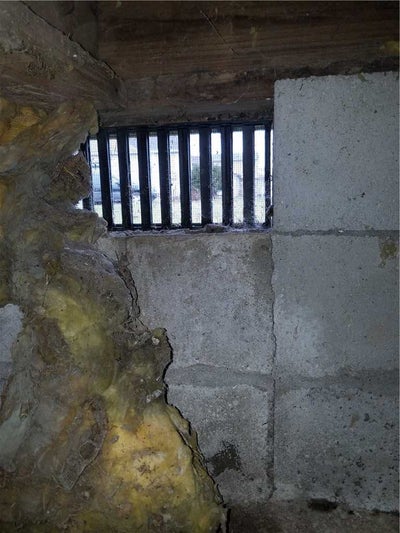 crawl space with open vents