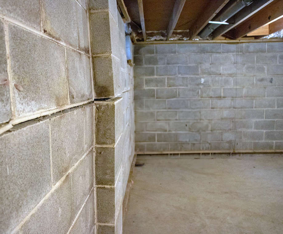 bowing basement walls