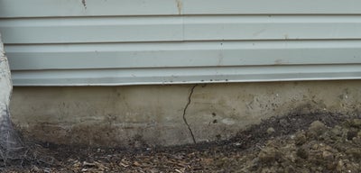 foundation crack