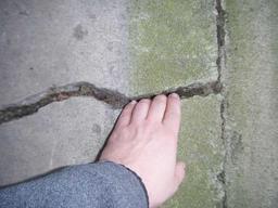 concrete crack