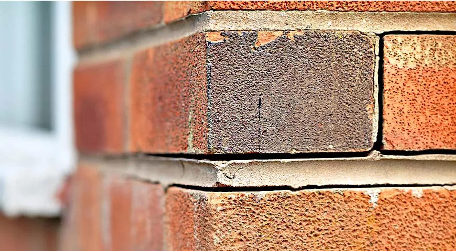 Foundation Repair Problem Signs Hero