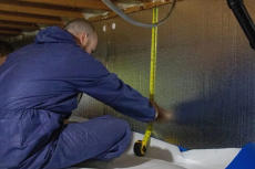 crawl space vapor barrier installation