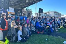 participants of walk for brain tumor