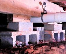 floor joists supported on cinderblocks