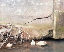 crack on corner of foundation