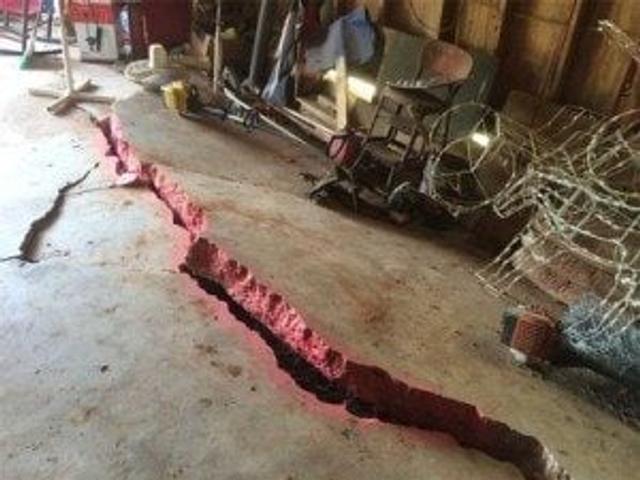 A driveway foundation crack
