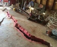 A driveway foundation crack