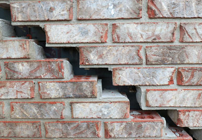 Exterior brick cracks severe