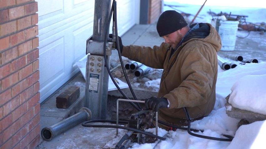 CFI installing Push Piers during winter storm