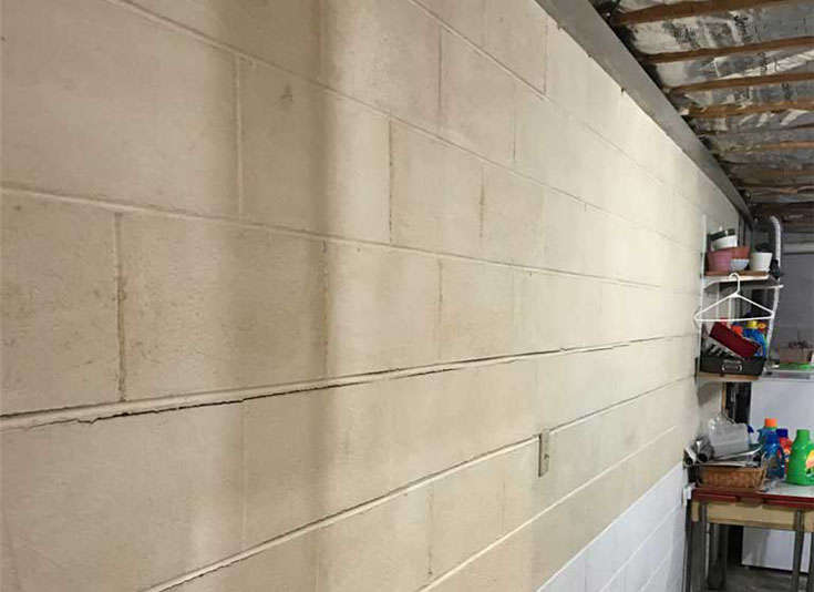 cracks in concrete walls