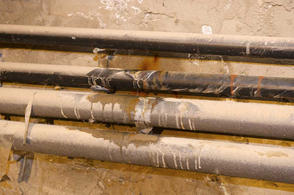 interior water pipes freezing
