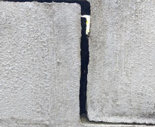 Cracked concrete retaining wall