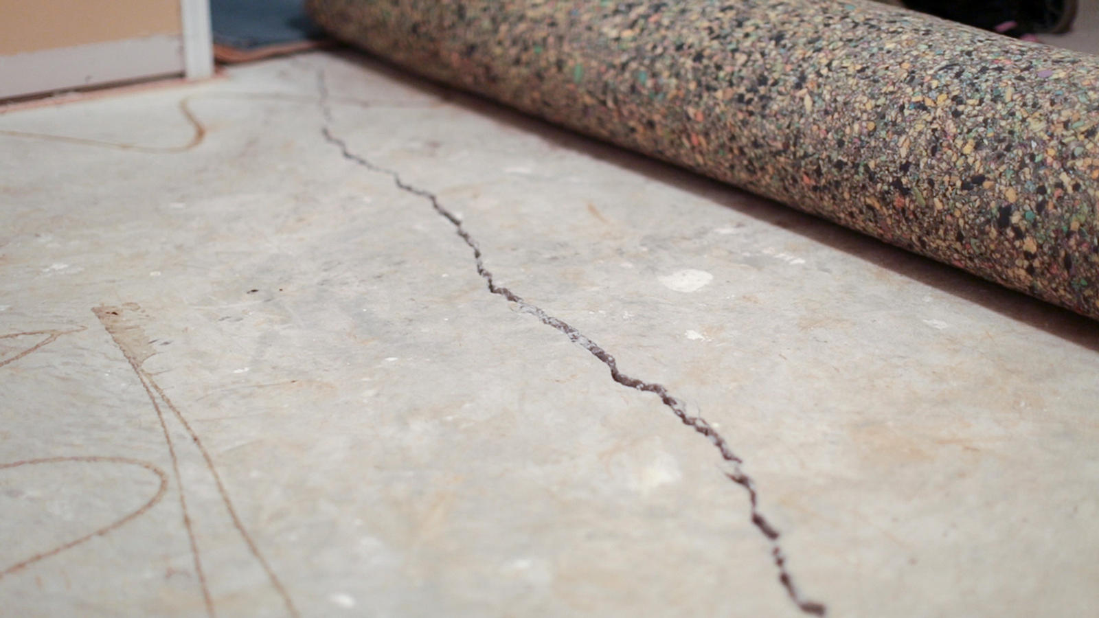 Crack in slab floor in basement