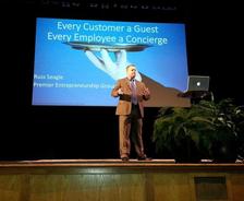tar heel attends customer service seminar