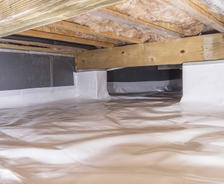 encapsulated and insulated crawl space