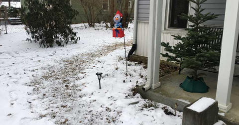 gutters freezing in the winter